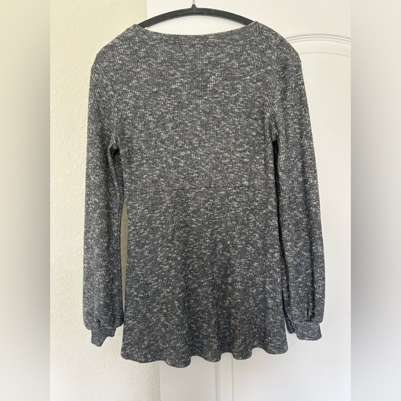 EUC BBHoping Women's Maternity Peplum Sweater
Color - Light Heather Gray - Picture 6 of 8